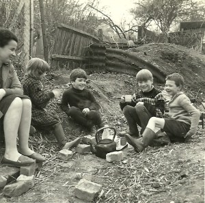 0003Susie with Julian, John, Mark and a.n.other